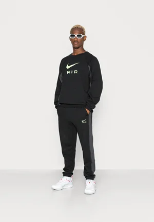 Nike pull noir